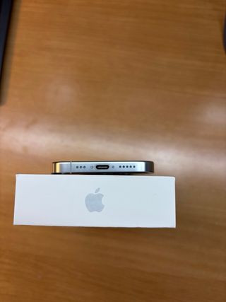 iPhone 16 Pro 256 GB blanco Plata