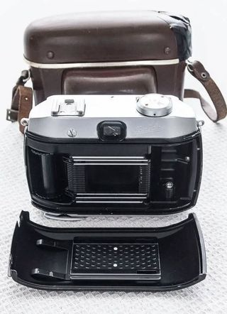 Balda Baldessa Mat Cámara Analógica