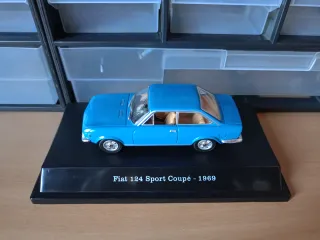 Fiat 124 sport coupé escala 1/43