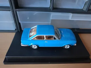 Fiat 124 sport coupé escala 1/43
