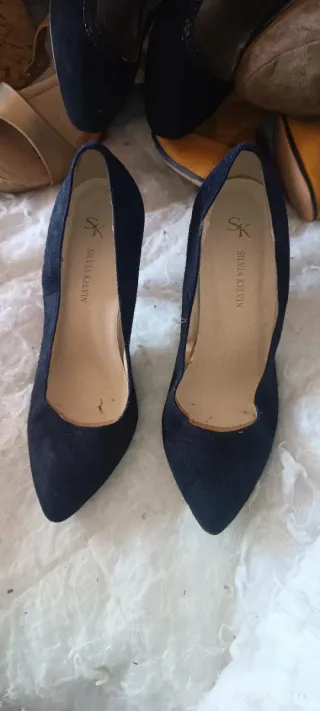 Sandalias doradas tacón alto