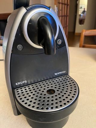 Cafetera Nespresso Krups + 110 cápsulas