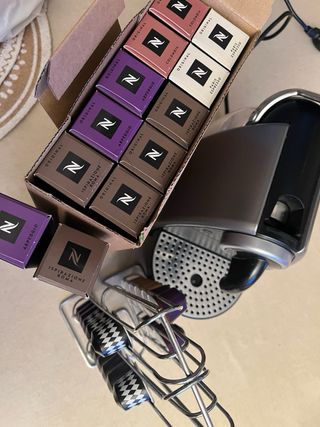 Cafetera Nespresso Krups + 110 cápsulas