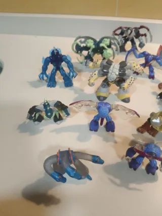 Lote Figuras Gormiti