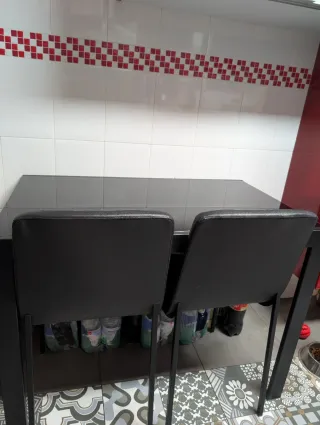 Mesa y sillas de cocina diseño