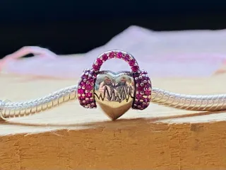 Charm Música | Corazón Auriculares Fucsia