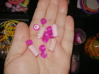 Lote Accesorios Manualidades: Cuentas, Pulseras.