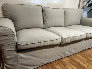 Sofá 3+2 plazas Ikea gris topo/amarronado