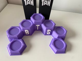 Estante Figuras BTS TinyTAN McDonald's