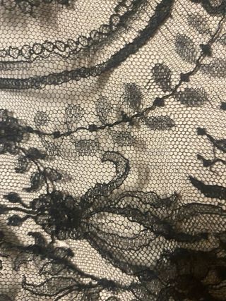 Mantilla antigua encaje negro