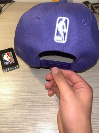 Gorra New Era Charlotte Hornets Morada