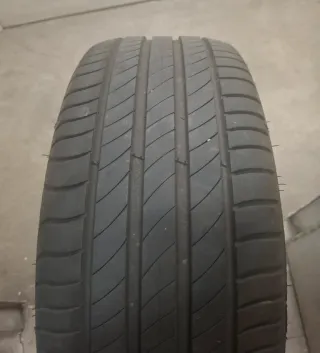 Neumático Michelin Primacy 4