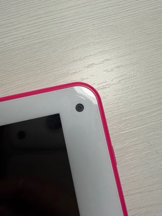 Tablet SPC rosa y blanca