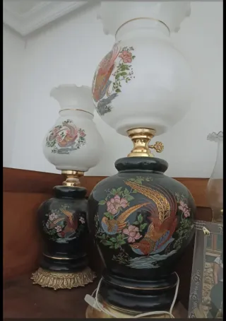 Lámparas de cerámica con aves y flores