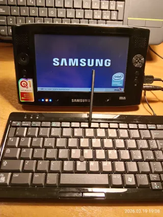 Samsung Q1 UMPC - Ultra Mobile PC Vintage