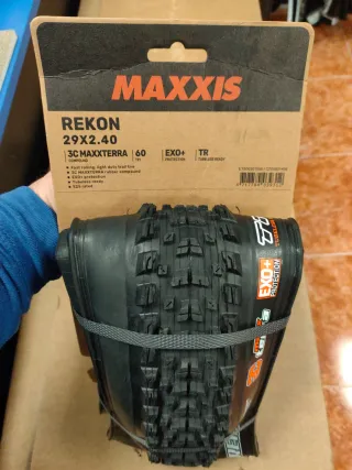 Cubierta Maxxis Rekon 29x2.40 EXO+ TR