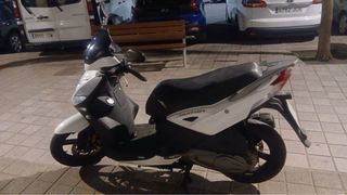 Kymco 2020 Scooter Automática