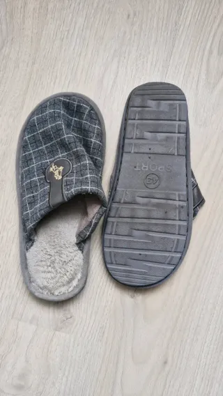 Zapatillas de caballero de casa