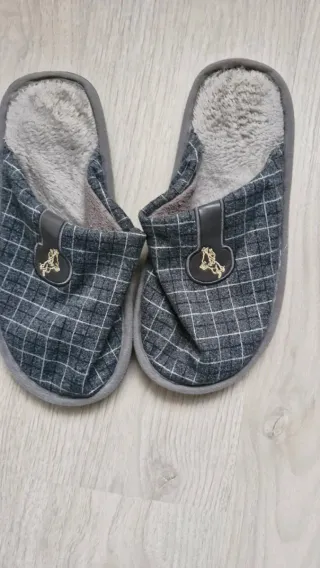 Zapatillas de caballero de casa
