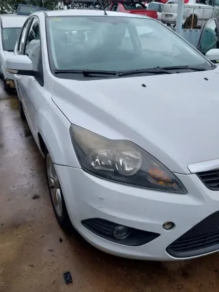 Ford Focus mk2 restiling Despiece