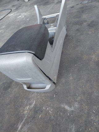 Ford Focus mk2 restiling Despiece