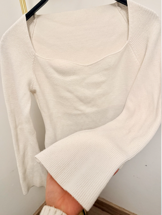 Jersey Blusa Blanca Manga Larga Acampanada