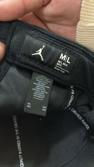 Gorra Jordan Negra Nueva