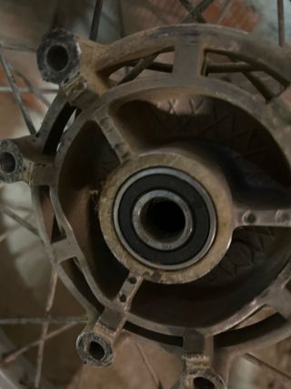 Ruedas de moto con tacos