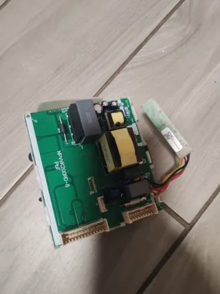 Scheda folletto VK 220