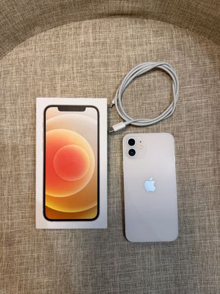 iPhone 12 Blanco 64GB Impecable