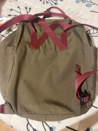 Mochila Fjallraven Kanken Verde Militar