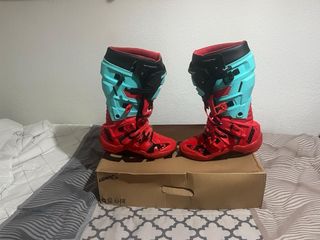 Botas Leatt Motocross/Enduro Rojas 4.5