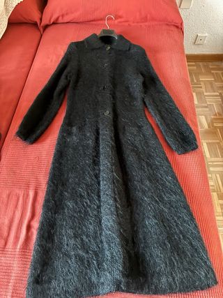 Abrigo largo de lana negro