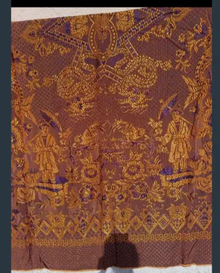 Colcha antigua bordada