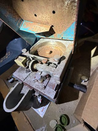 Antiguo contador de monedas