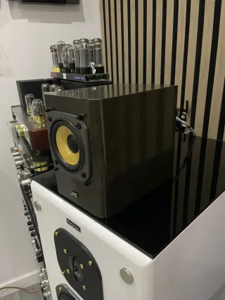 Altavoces JVC Hifi 30W