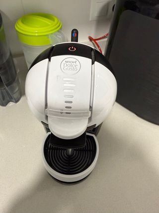 Cafetera Dolce Gusto DeLonghi