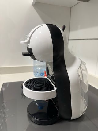 Cafetera Dolce Gusto DeLonghi