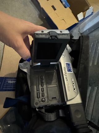 Sony Handycam Vision TRV37E Video 8 XR