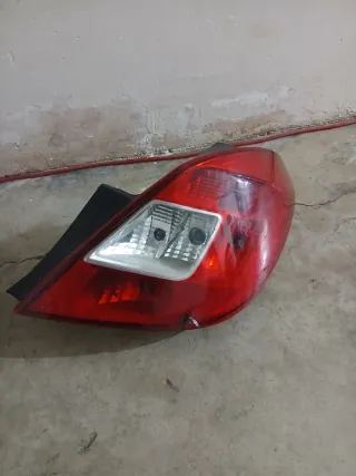 Pilotos Traseros Opel Corsa D