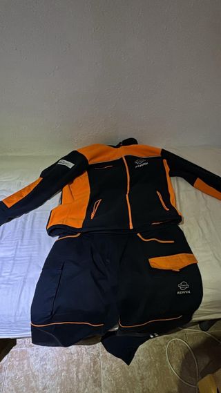 Ropa de trabajo Repsol