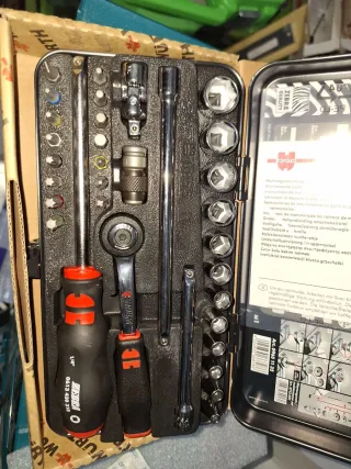 Juego Carraca Wurth 1/4 33 piezas