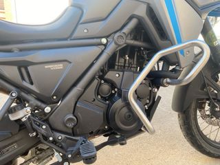 Moto Voge 650 DSX Negra y Azul