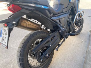 Moto Voge 650 DSX Negra y Azul