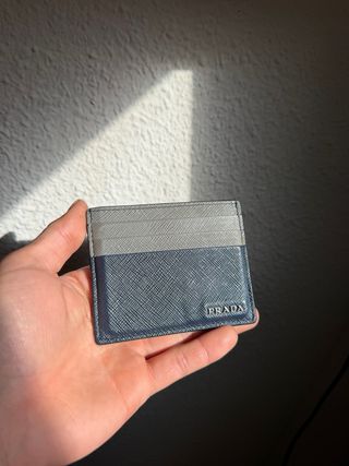 Tarjetero Prada Azul y Gris