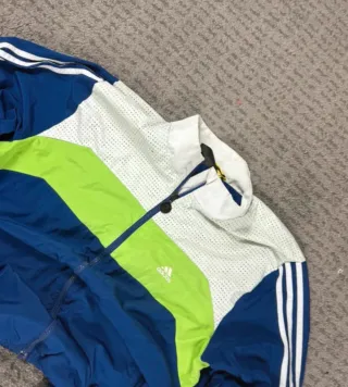 ¡¡OFERTA!! Talla XL Chaqueta Adidas Impermeable