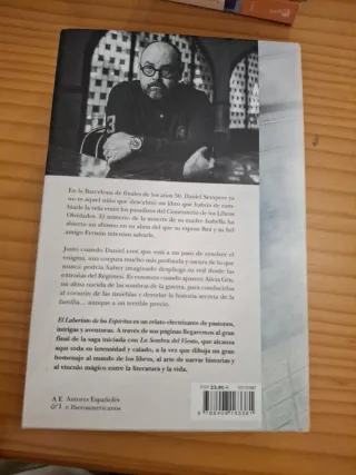 El Laberinto de los Espíritus (Spanish Edition)