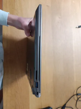 Portátil Toshiba Gris