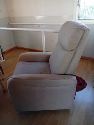 Sillón Eléctrico Reclinable Beige