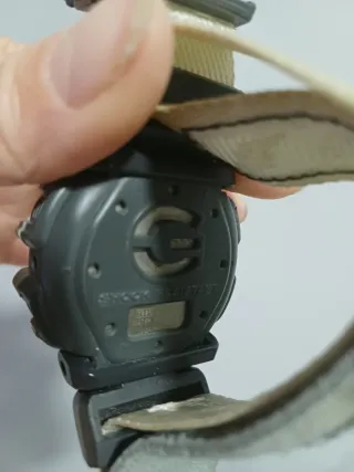 Reloj Casio G-Glide Deportivo Beige/Gris